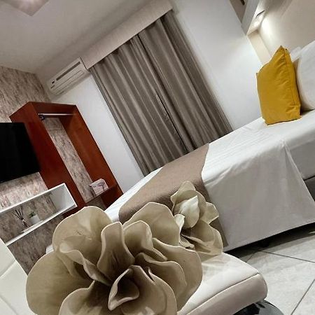 Premium Suites Ofrínion Eksteriør bilde