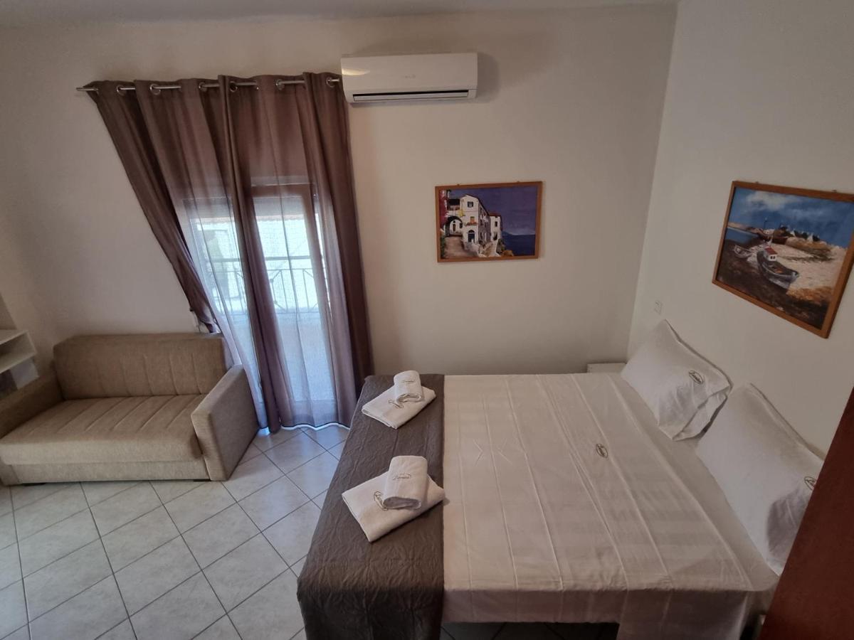 Premium Suites Ofrínion Eksteriør bilde