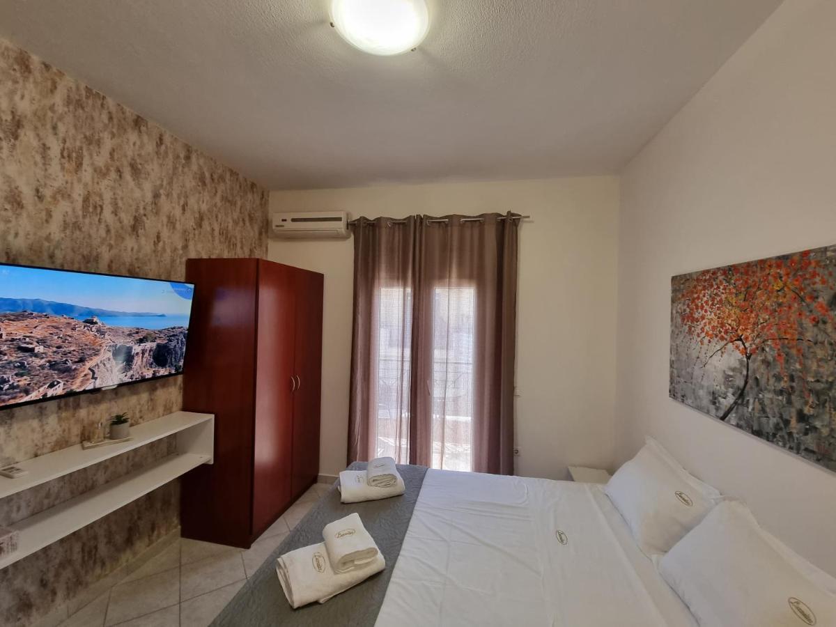 Premium Suites Ofrínion Eksteriør bilde