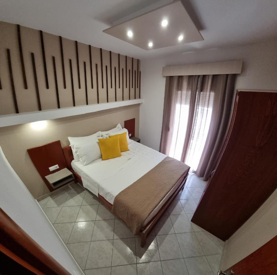Premium Suites Ofrínion Eksteriør bilde