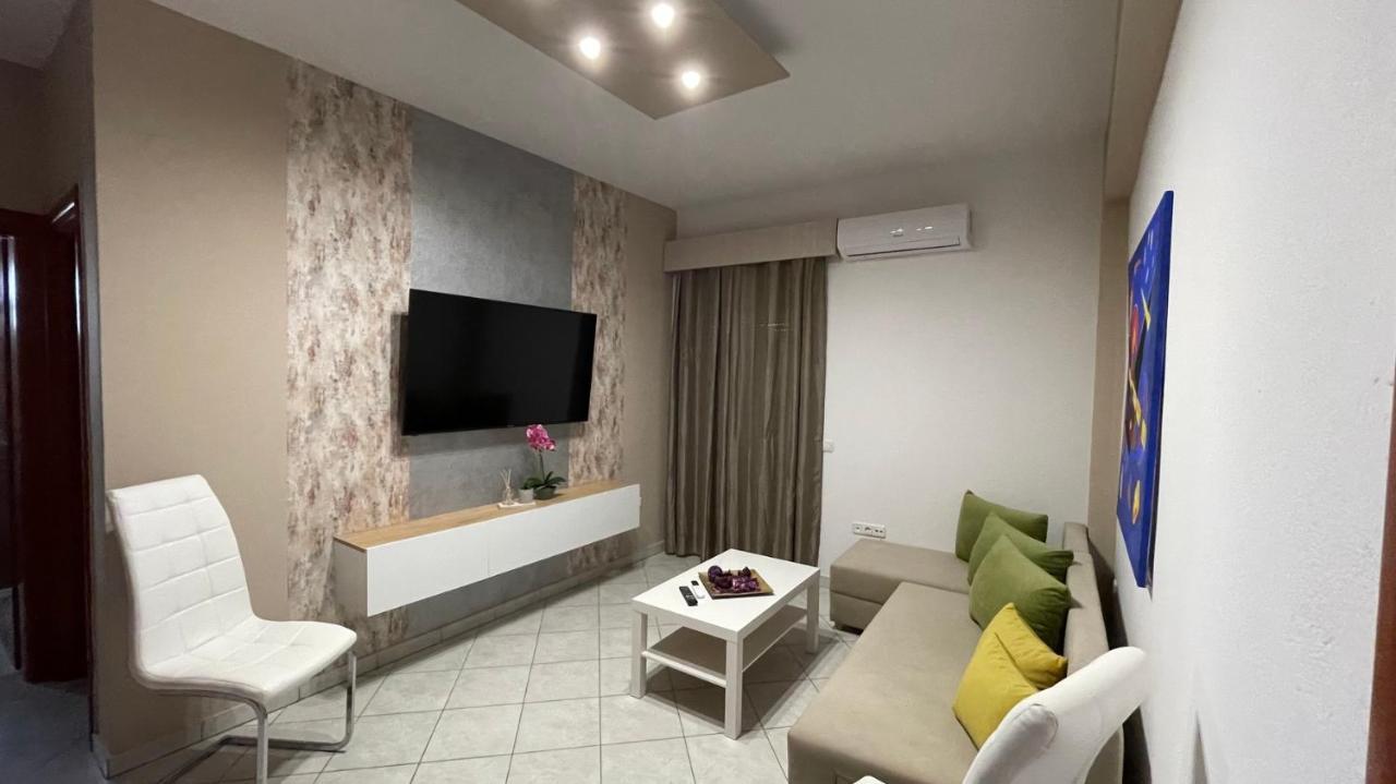 Premium Suites Ofrínion Eksteriør bilde